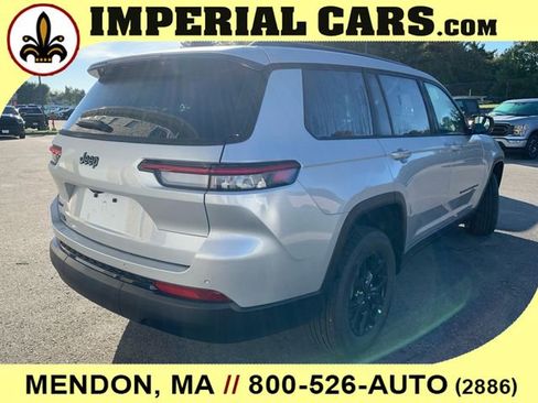 New 2025 Jeep Grand Cherokee L Altitude image 14