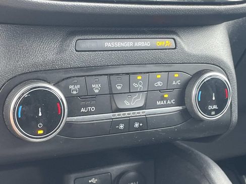 Used 2024 Ford Escape ST-Line FWD image 17