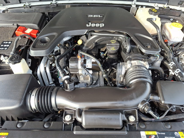 Used 2021 Jeep Wrangler Unlimited Sahara AWD/4WD image 28
