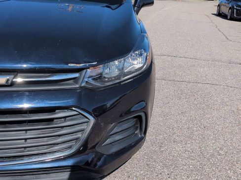 Used 2021 Chevrolet Trax LS w/ Tint and Cruise Package image 10