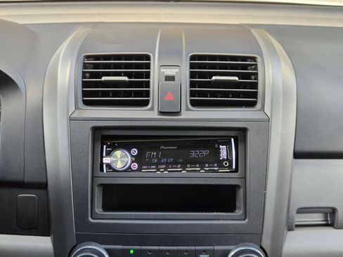 Used 2011 Honda CR-V LX image 18