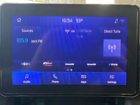 Used 2021 Ford Explorer XLT AWD/4WD image 19