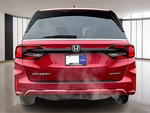 Certified 2025 Honda Odyssey Sport-L image 5