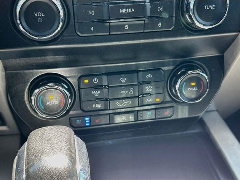 Used 2019 Ford F150 Lariat AWD/4WD image 31