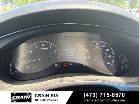 Used 2011 Hyundai Genesis 4.6 RWD image 27