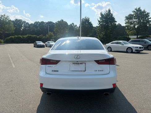 Used 2016 Lexus IS 350 RWD image 4