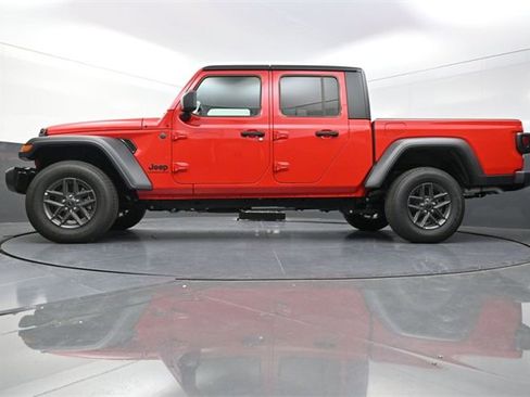 New 2025 Jeep Gladiator Sport image 20