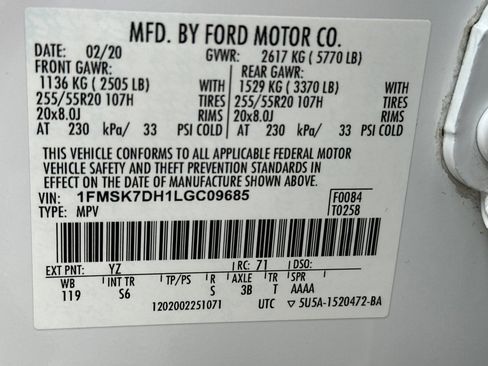 Certified 2020 Ford Explorer XLT w/ Equipment Group 202A image 29