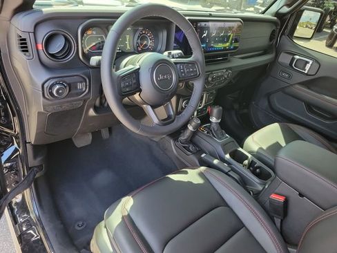 Used 2026 Jeep Wrangler Rubicon image 14