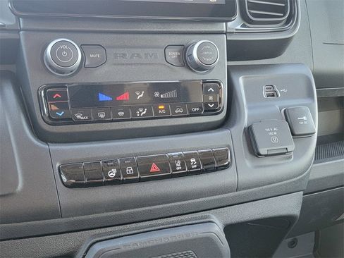 New 2024 RAM ProMaster 3500 w/ Delivery Van Package image 18