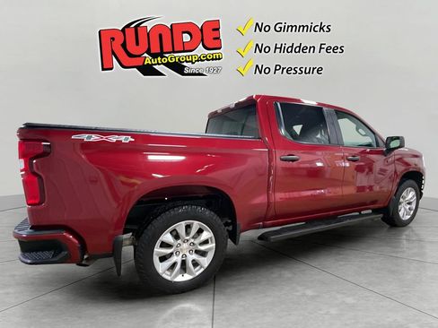 Used 2020 Chevrolet Silverado 1500 Custom w/ Custom Value Package AWD/4WD image 6