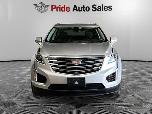 Used 2019 Cadillac XT5 Luxury w/ Advanced Security Package AWD/4WD image 2
