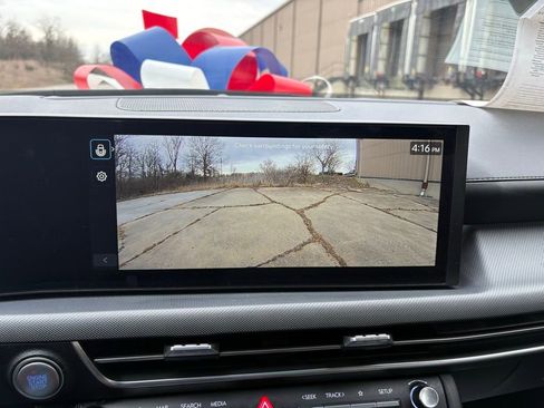 Used 2025 Hyundai Sonata SE image 37