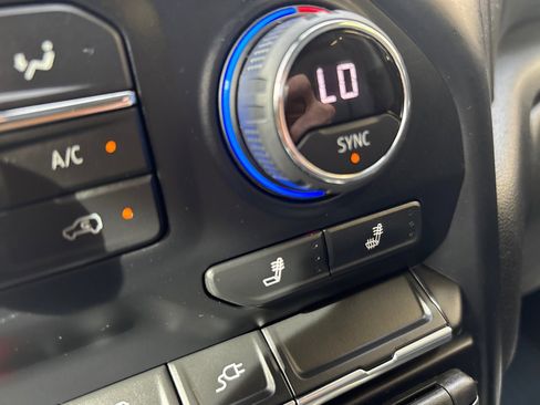 Used 2021 Chevrolet Silverado 1500 LT Trail Boss w/ Convenience Package II image 22