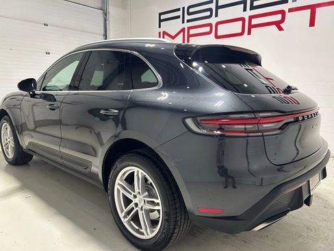Used 2025 Porsche Macan Turbo AWD/4WD image 5