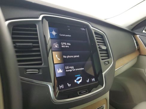 Used 2022 Volvo XC90 T5 Momentum w/ Climate Package FWD image 31