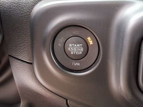 Used 2022 Jeep Wrangler Unlimited Sport AWD/4WD image 31