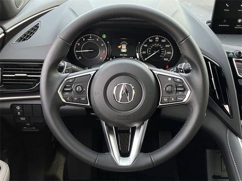 Used 2025 Acura RDX SH-AWD image 14
