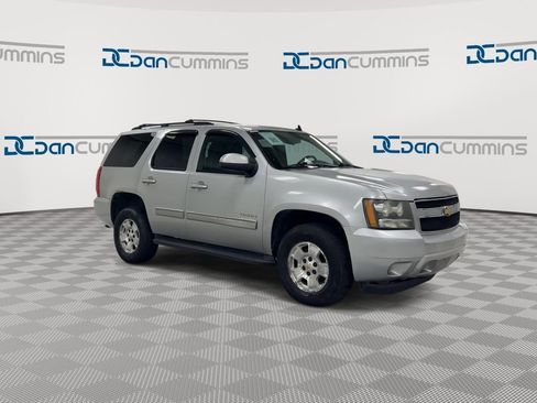 Used 2011 Chevrolet Tahoe LS AWD/4WD image 2