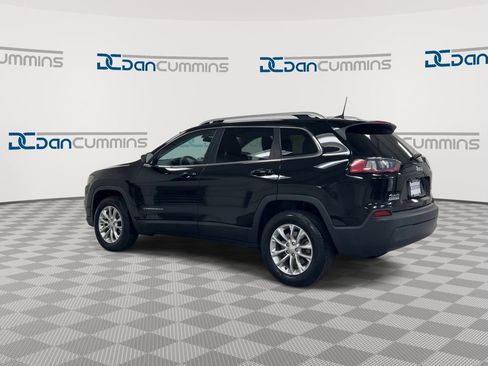 Used 2019 Jeep Cherokee Latitude w/ Popular Appearance Group AWD/4WD image 6