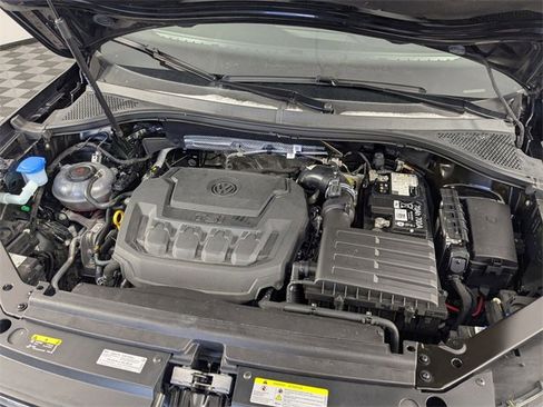 Used 2024 Volkswagen Tiguan Wolfsburg Edition image 38