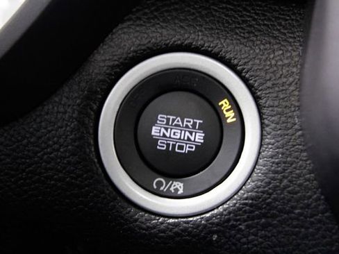 Used 2023 RAM 1500 Laramie image 29