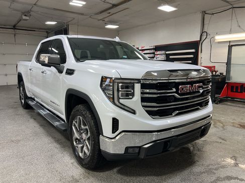 New 2026 GMC Sierra 1500 SLT w/ SLT Premium Plus Package AWD/4WD image 7