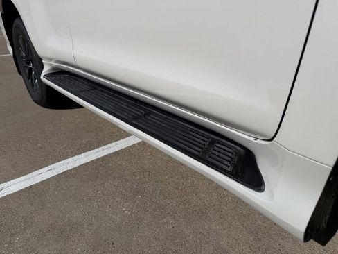 Used 2023 Lexus GX 460 Premium w/ Premium Plus Package image 9