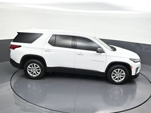 Used 2023 Chevrolet Traverse LS FWD image 20