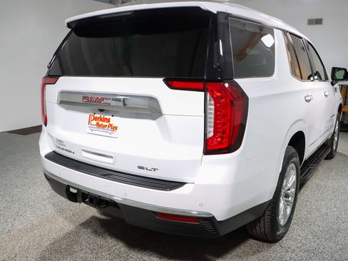 Used 2023 GMC Yukon SLT image 7