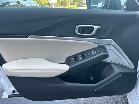 Certified 2025 Acura Integra A-Spec FWD image 13