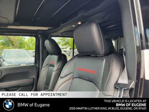 Used 2021 Jeep Wrangler Unlimited Rubicon w/ Uconnect 4C Nav & Sound Group AWD/4WD image 22