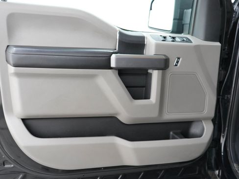 Used 2020 Ford F150 XLT AWD/4WD image 17
