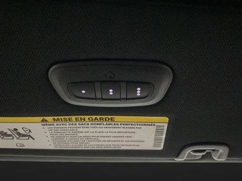 New 2026 Chrysler Pacifica Select w/ S Appearance Package AWD/4WD image 36