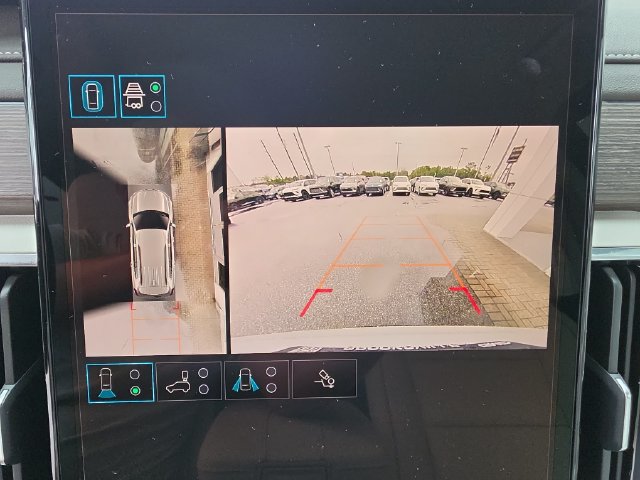Certified 2026 GMC Acadia Denali w/ Super Cruise Package FWD image 22