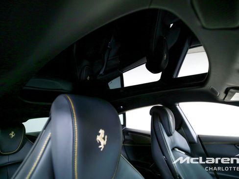 Used 2024 Ferrari Purosangue image 30