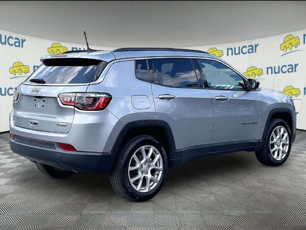 Used 2023 Jeep Compass Latitude AWD/4WD image 6