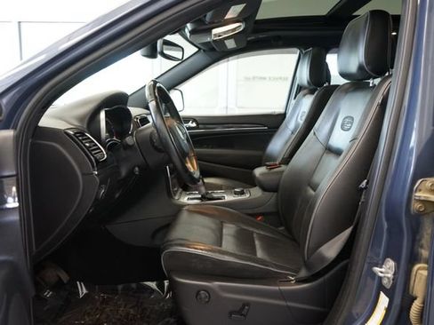 Used 2020 Jeep Grand Cherokee Overland AWD/4WD image 21