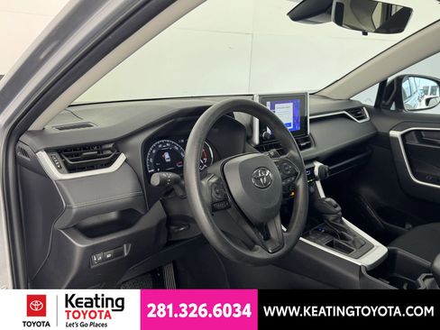 Certified 2025 Toyota RAV4 LE FWD image 15