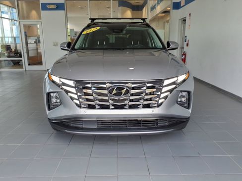 Certified 2024 Hyundai Tucson Limited AWD/4WD image 2