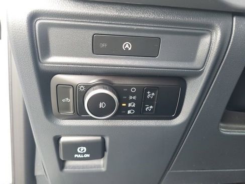 Used 2025 Ford F150 XLT w/ Equipment Group 301A Standard AWD/4WD image 46