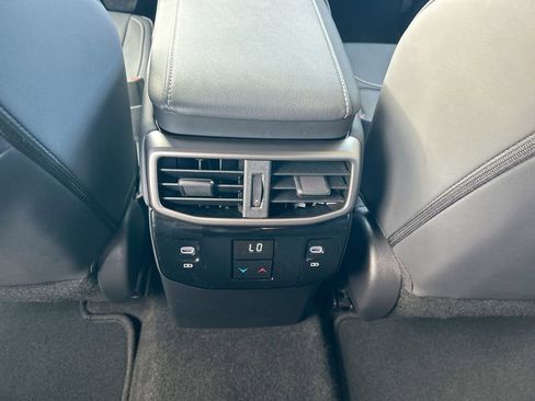 Used 2025 Lexus RX 350 Premium w/ Accessory Package (Z1) FWD image 36