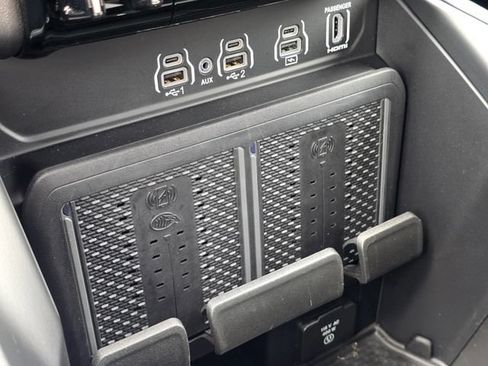 Used 2025 RAM 1500 Laramie w/ Night Edition AWD/4WD image 41