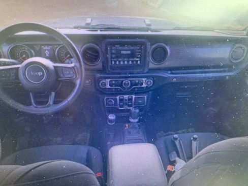 Used 2022 Jeep Wrangler Unlimited Sport image 11