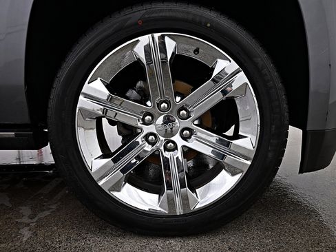 Used 2018 GMC Yukon XL Denali w/ Denali Ultimate Package image 44