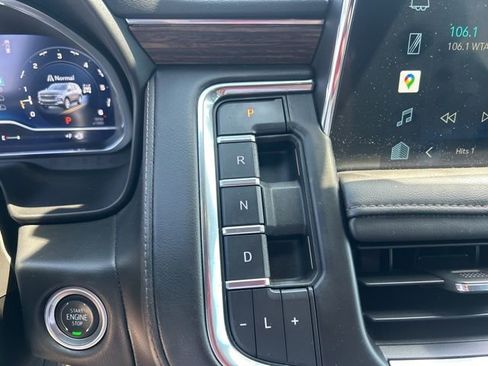 Used 2022 Chevrolet Tahoe High Country w/ Max Trailering Package AWD/4WD image 27