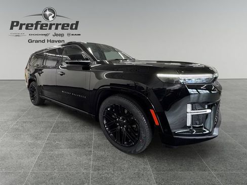 New 2026 Jeep Grand Wagoneer L Limited AWD/4WD image 8