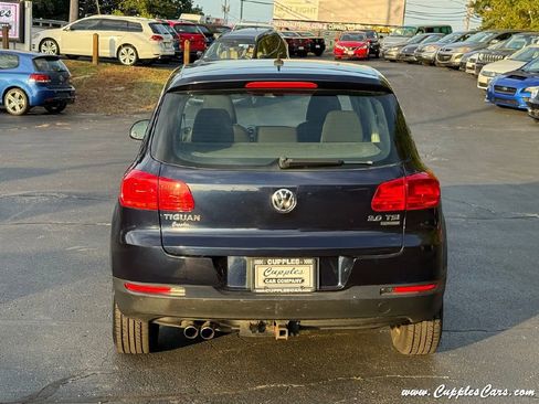 Used 2012 Volkswagen Tiguan S image 35