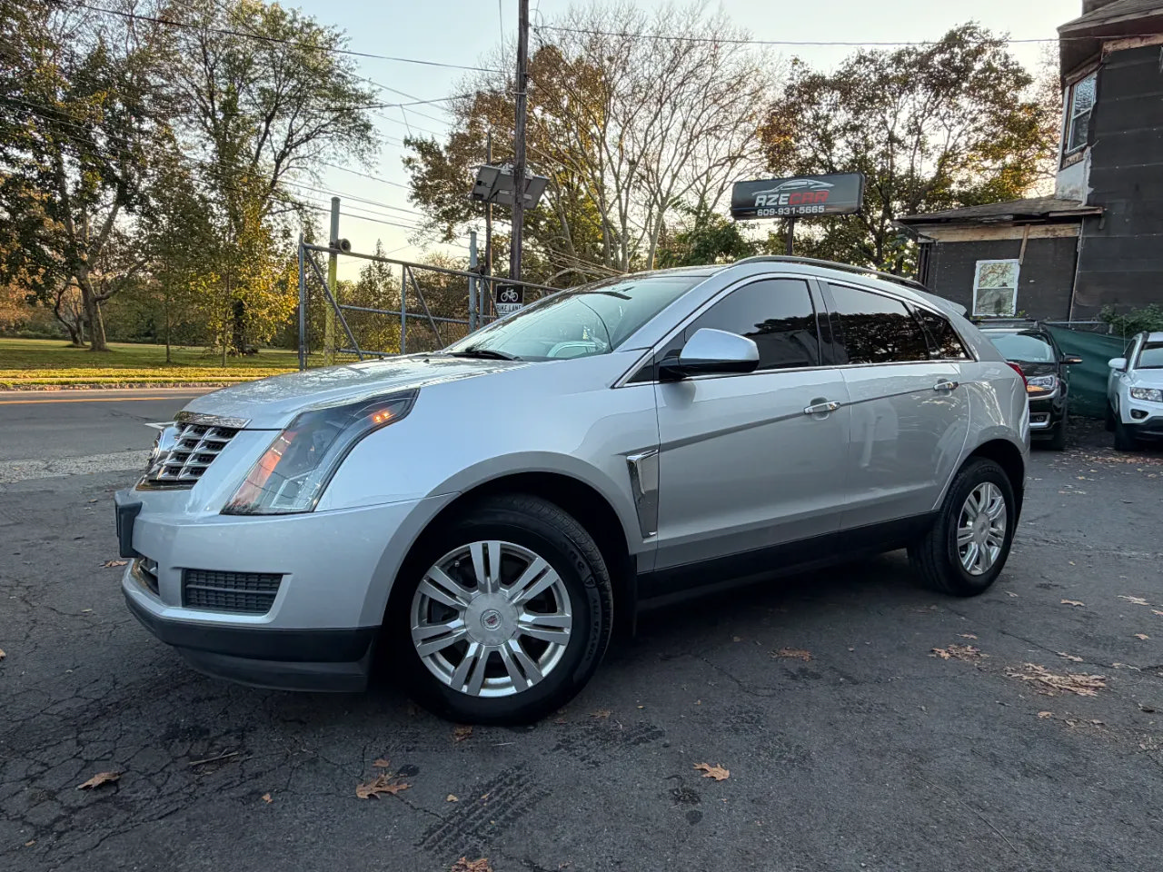 Used 2014 Cadillac SRX FWD image 6
