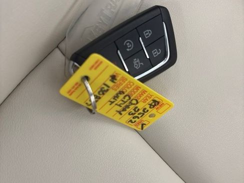 Used 2023 Cadillac CT4 Luxury w/ Cold Weather Package AWD/4WD image 24